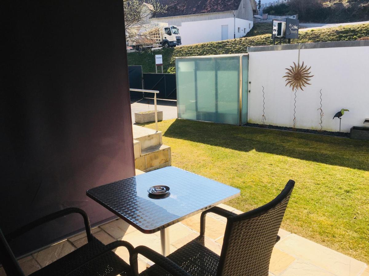 Gaestehaus Sommertal Mit Pool Im Garten, Eigener Parkplatz, 800M Zum Bodensee, 300M Zur Altstadt Meersburg Dış mekan fotoğraf
