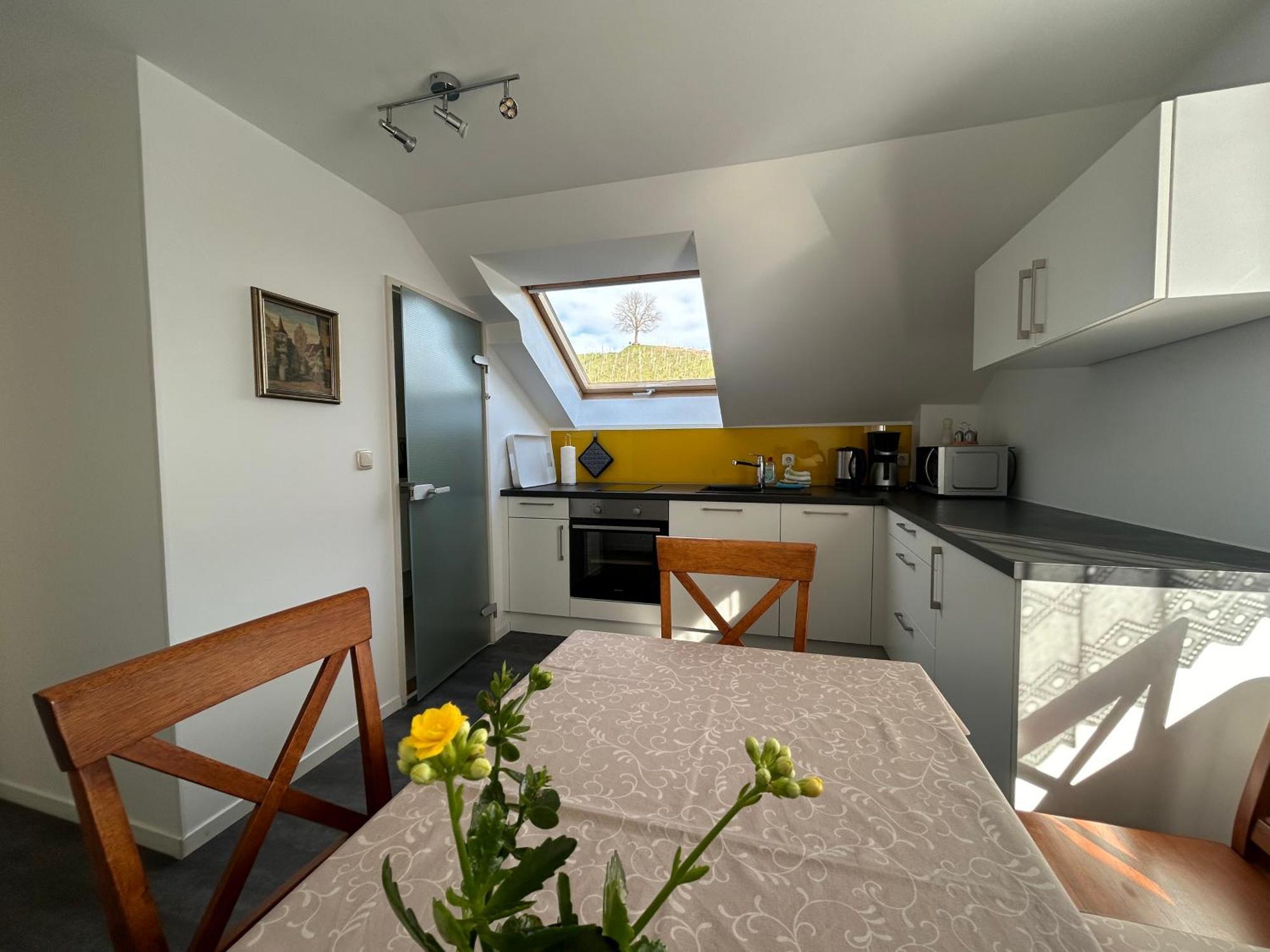 Gaestehaus Sommertal Mit Pool Im Garten, Eigener Parkplatz, 800M Zum Bodensee, 300M Zur Altstadt Meersburg Dış mekan fotoğraf