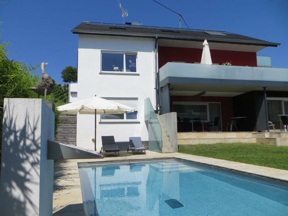 Gaestehaus Sommertal Mit Pool Im Garten, Eigener Parkplatz, 800M Zum Bodensee, 300M Zur Altstadt Meersburg Dış mekan fotoğraf