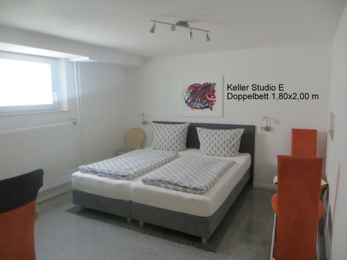 Gaestehaus Sommertal Mit Pool Im Garten, Eigener Parkplatz, 800M Zum Bodensee, 300M Zur Altstadt Meersburg Dış mekan fotoğraf